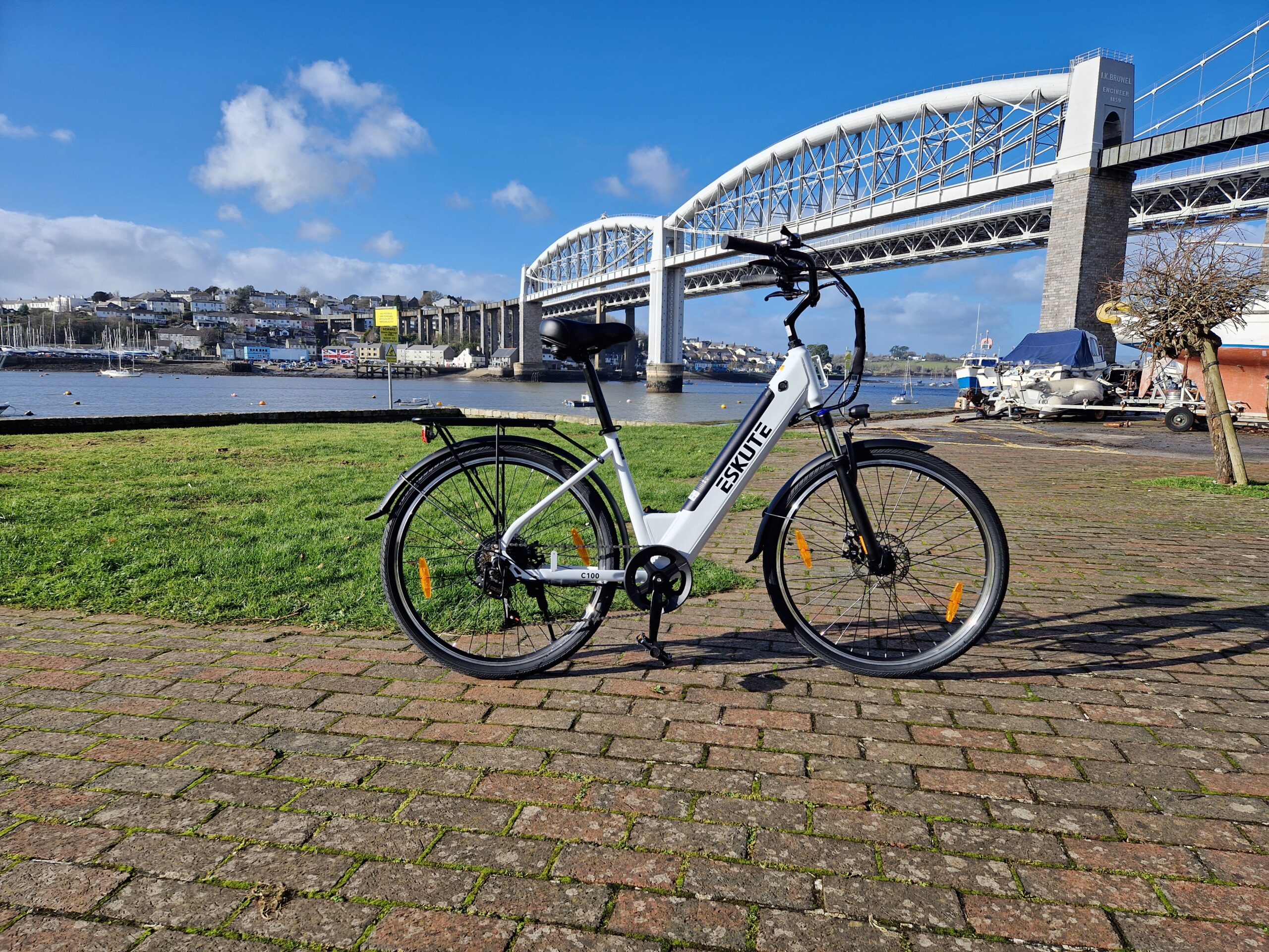 eskute c100 pictured by the tamar estuary in plymouth