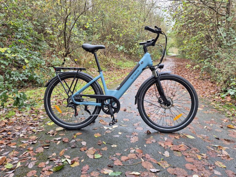 engwe p275se pictured on a cycle path